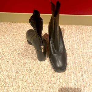 Black back zip Top shop ankle boots